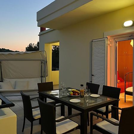 Souda Bay View With Private Pool Near Chania City Exterior photo